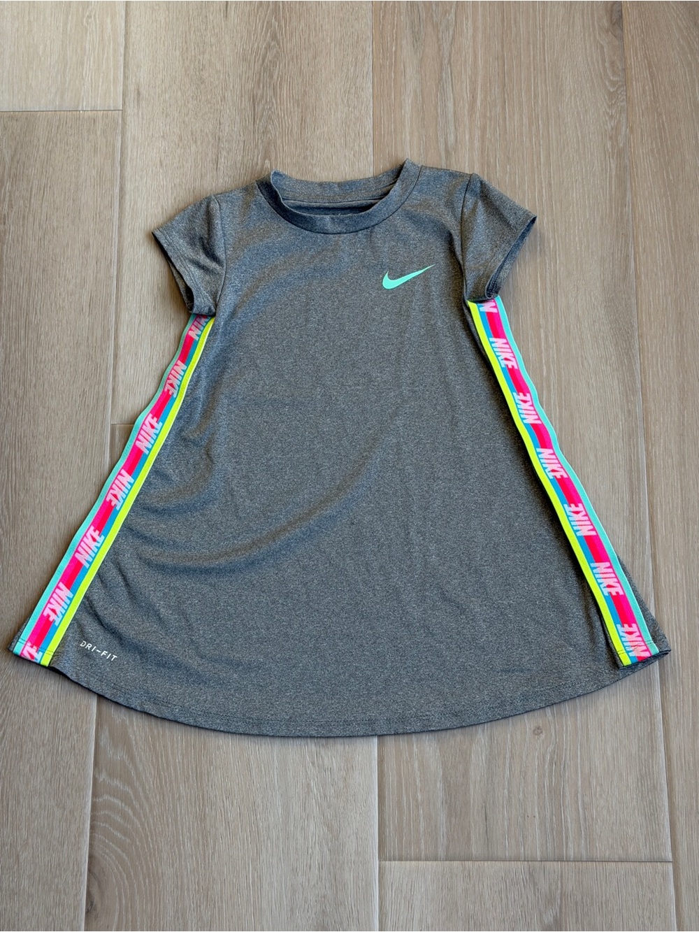 Toddler Girl’s Gray Nike Dri-FIT Tee Dress Size 3T